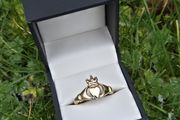 9ct Yellow Gold Claddagh Ring