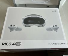 Pico 4 Ultra VR Headset