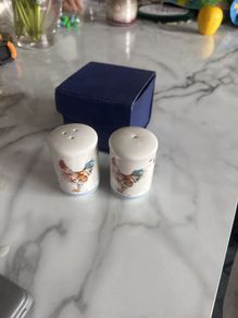salt pepper jar