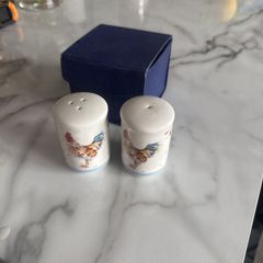 salt pepper jar