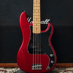 Fender American Special Precision Bass 2010 - Candy Apple Red