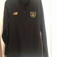 boys Ireland football top