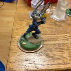 Disney infinity Judy Hopps figure