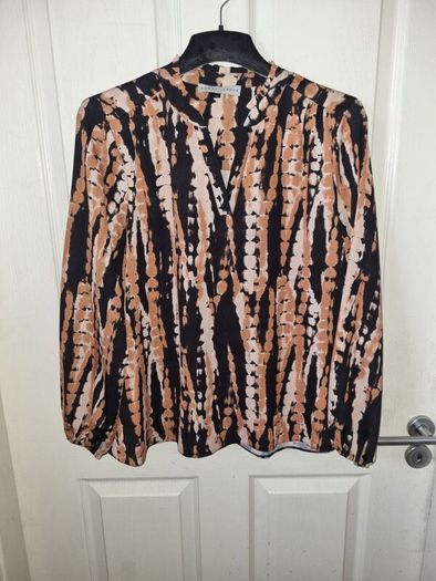 Rowen Avenue Top Size 14