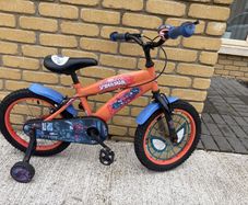 kids Marvel Ultimate Spider-Man 16" Kids Bike with Stabilisers - Age 4-6  bike