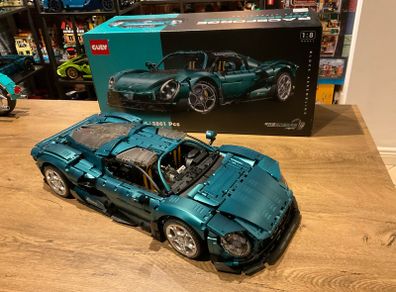 GULY 1:8 Alfa Romeo 33 Stradale / Technic Bricks