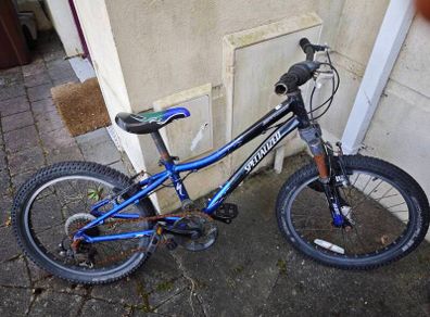 Kids Specialized bike