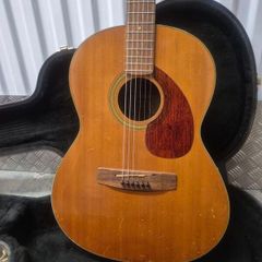 1974 Yamaha FG 75 Acoustic Guitar