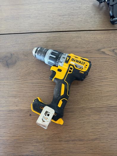 Dewalt DCD796 Combi Drill