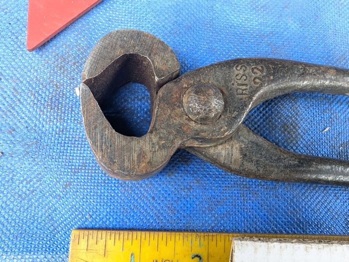 9" / 230mm Pincers