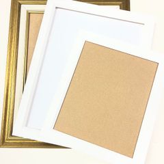 3 Wooden Frames (Mix)