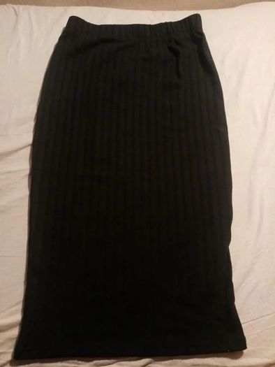 Slim Black Pencil Skirt size S (36)