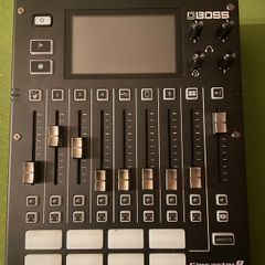 Boss Gigcaster 8