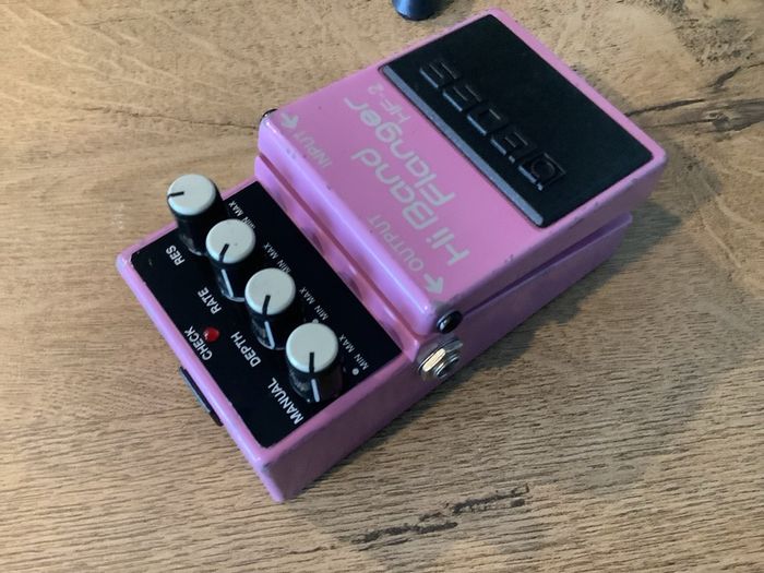 BOSS HF-2 Hi Band Flanger MIT guitar pedal