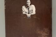 Julian Lennon - Soviet pressed debut album. Cover in nice condition and plays great. Bargain!