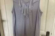 Ladies top size 18