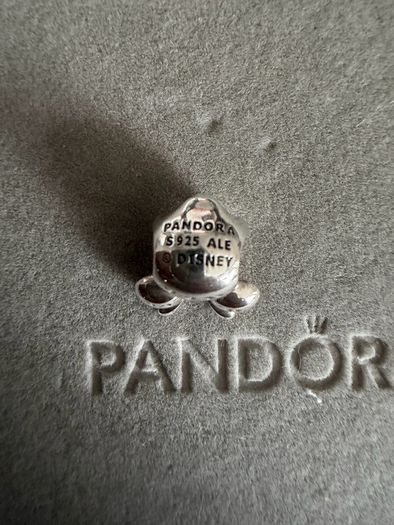 Pandora charm Minnie
