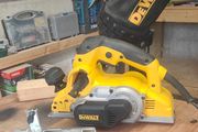 DeWalt 110v D26500 Planer (Will swap for a good mobile phone)