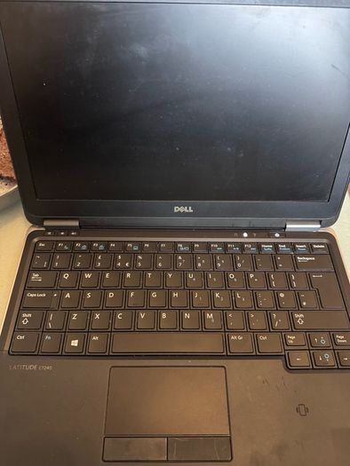 19 laptops for parts or repair