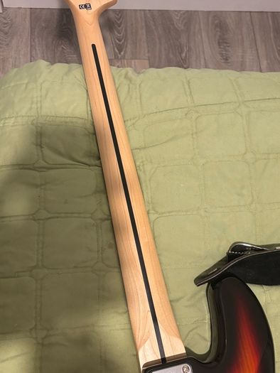 harley benton  fretless delux series 4 string