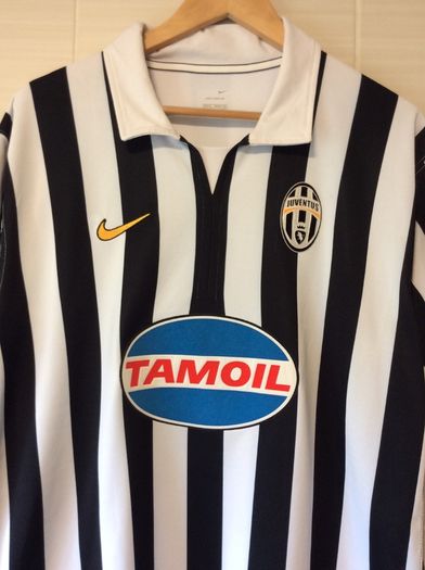 Juventus Jersey. Season 2006/2007. Official Nike Home Jersey. Authentic Original From The Time. Not A Modern Day Remake.