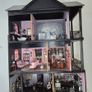 art house , doll house, miniature Image 3