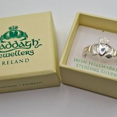 sterling silver claddagh