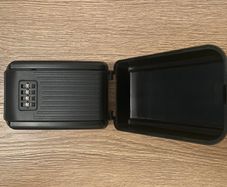 Black Key Safe