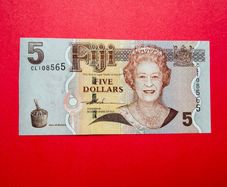Fiji  5 Dollars. 2007. Pick  110a ( Uncirculated )