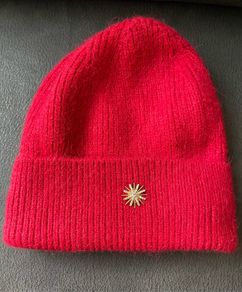 Red Ribbed Knit Cuffed Beanie Hat Brand New
