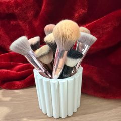 Modern Fluted Makeup Brush Holder / Vanity Organizer (Matte Finish)
