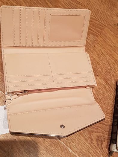 3 Purses