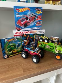 Mecanno and hot wheels bundle
