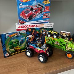 Mecanno and hot wheels bundle