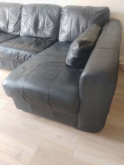 FREE 3-Seater L-Shaped Black Sofa