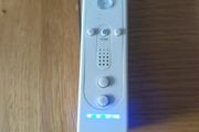 Wii budget controller creamy or black