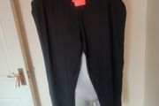 BNWT Workout black stretchy leggings size UK20 EU48 Postage included