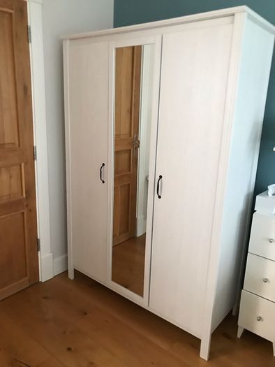 Solid white Wardrobe