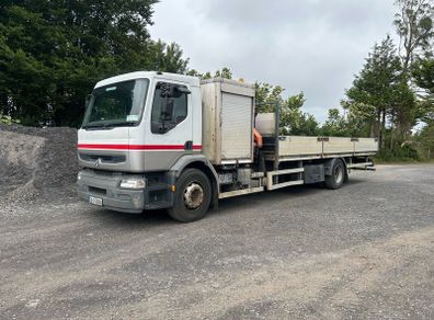 Renault Premium