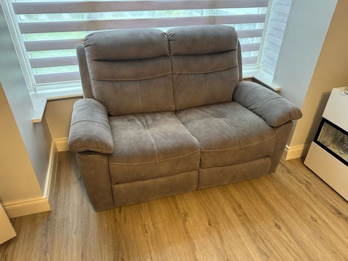 3 +2 seter sofas