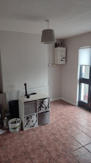 Painter | Interior | Great Prices, Quality Finish & Repairs