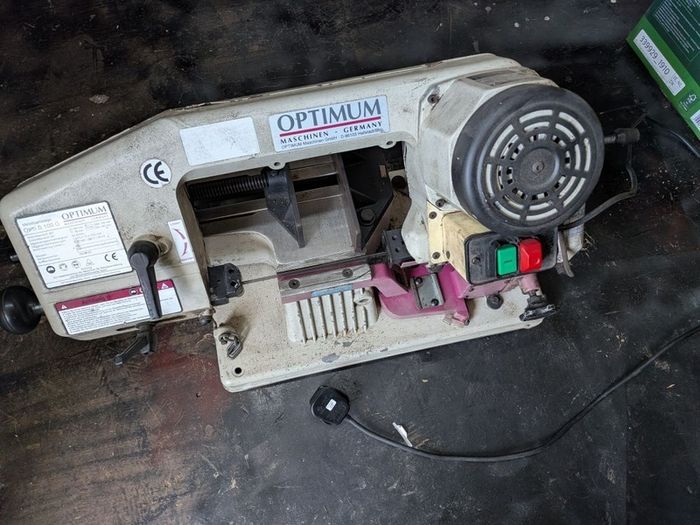 Optimum portable bandsaw