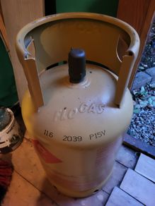 Flo gas cylinder