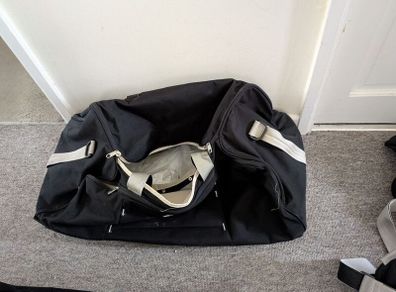 free Travel bag case x 2