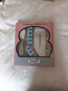 The Vintage Company Pampering Pedicure set