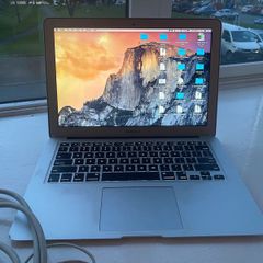 Apple Macbook Air