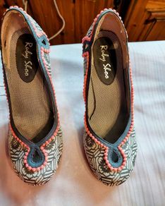 Ruby Shoo - Size 5/38.
