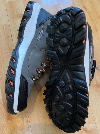 light shoes