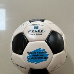 Italian Football Ferrero Promotion 80's signed Dunga Vialli Gullit +