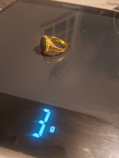9ct gold ring